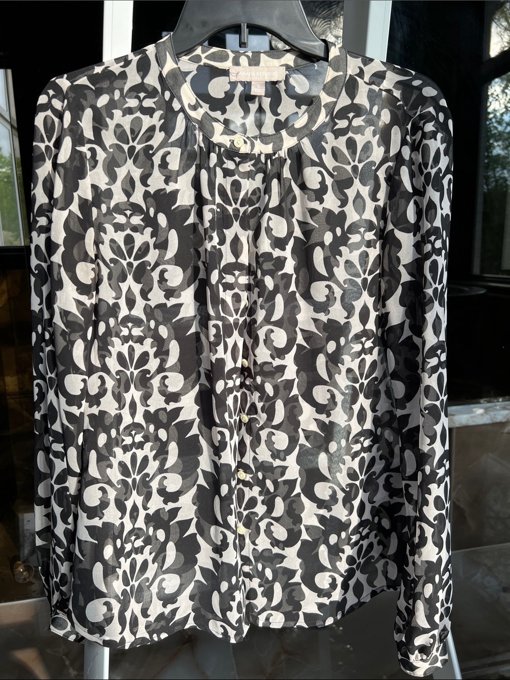 Banana Republic Black and White Patterned Long-Sleeve Button Blouse